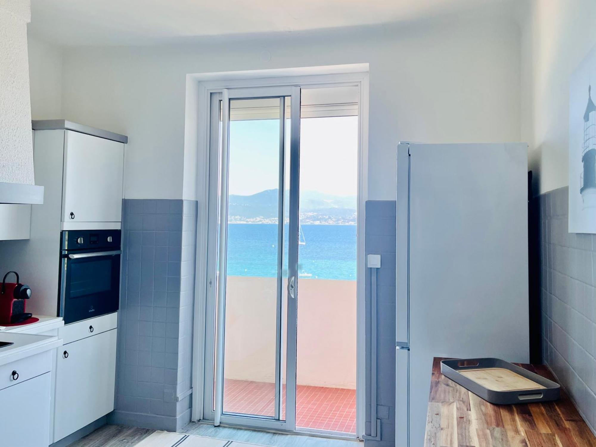 Front De Mer Beau T3 Climatise Balcon Parking Ajaccio أجاكسيو المظهر الخارجي الصورة